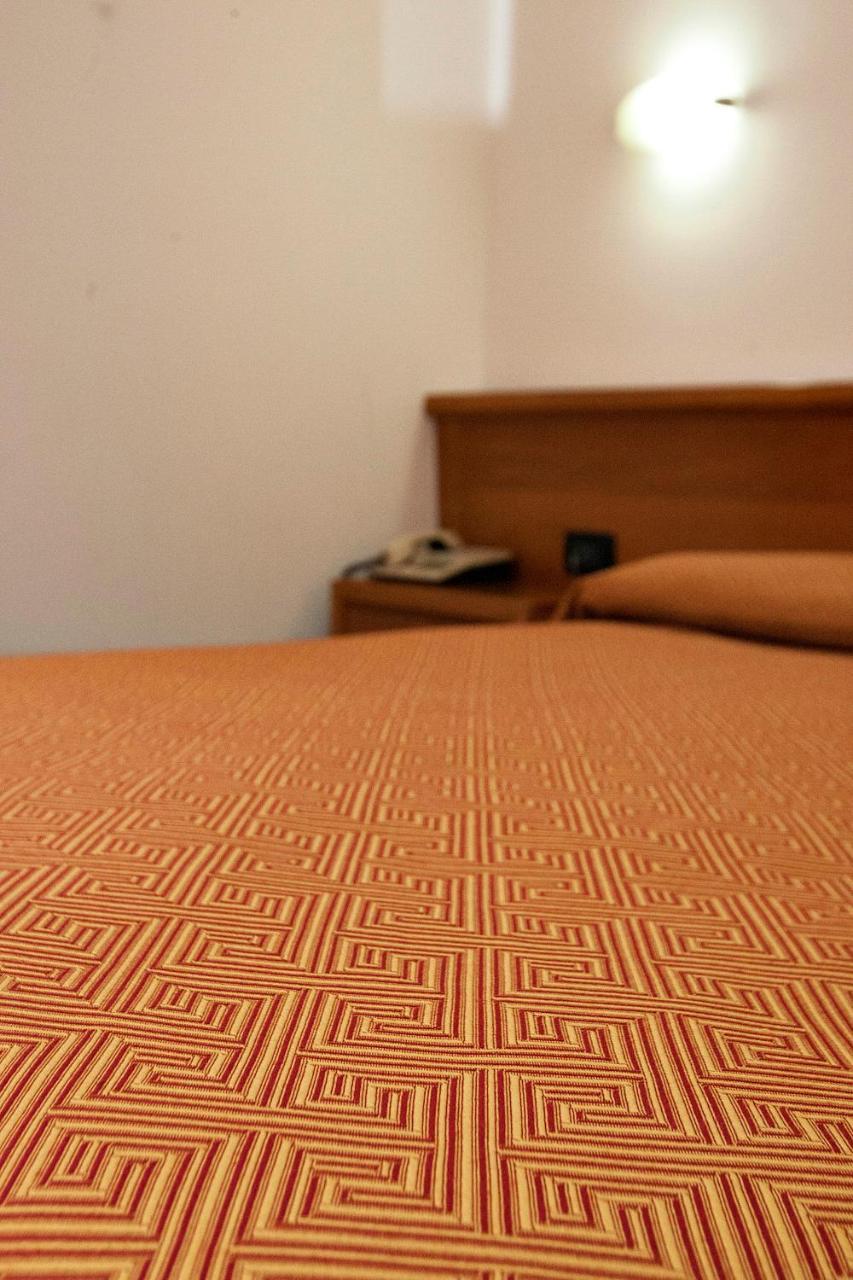 Hotel Garibaldi Padova Eksteriør billede